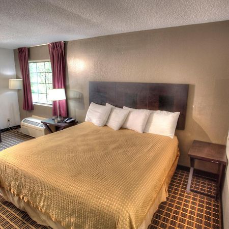 Amerivu Inn & Suites - Helen - Downtown ภายนอก รูปภาพ