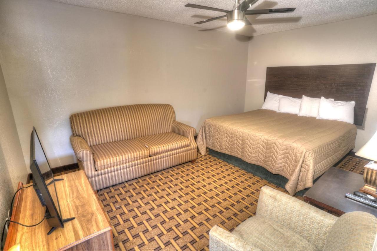 Amerivu Inn & Suites - Helen - Downtown ภายนอก รูปภาพ