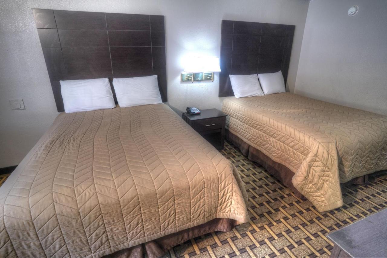 Amerivu Inn & Suites - Helen - Downtown ภายนอก รูปภาพ