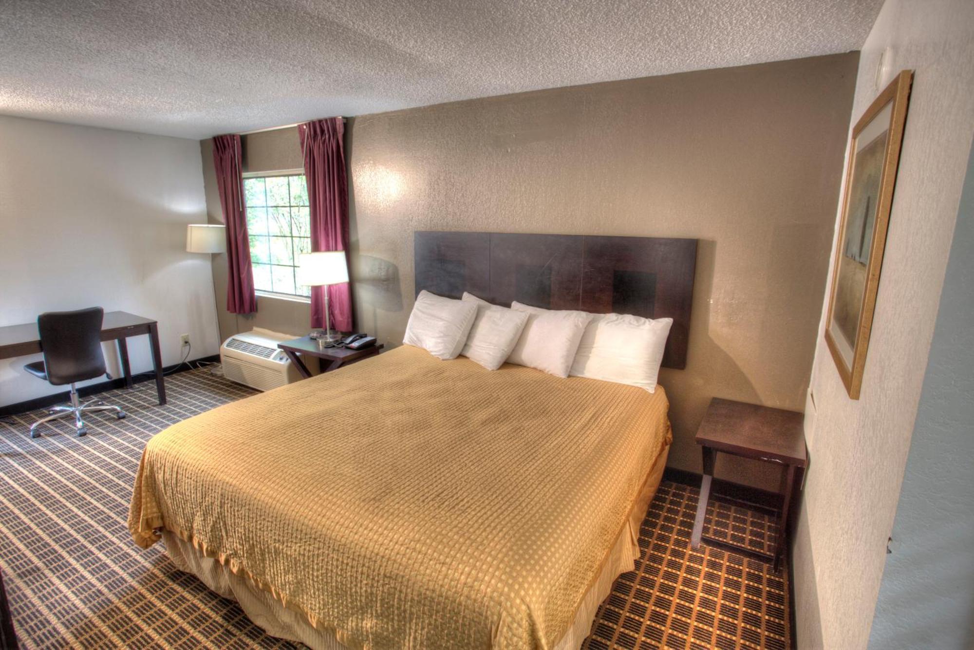 Amerivu Inn & Suites - Helen - Downtown ภายนอก รูปภาพ